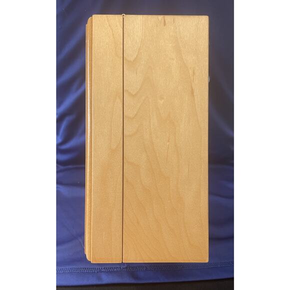 Light Color Wooden Cigar Humidor Box - Picture 4 of 8